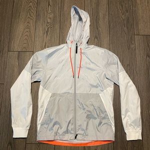 Under Armour Jacket Womens MEDIUM white windbreaker winter lightweight Size M